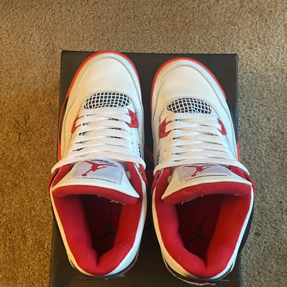 Jordan 4 Fire reds 7.5 - Picture 5 of 5